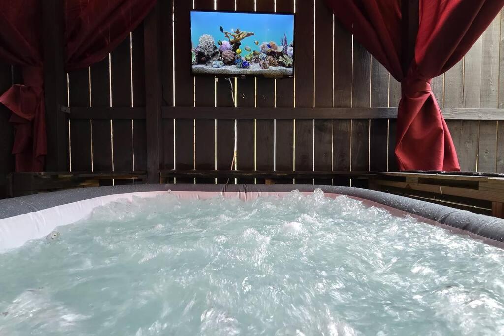 Modern Galleria Gem Private Jacuzzi 3 Br Houston Exteriör bild