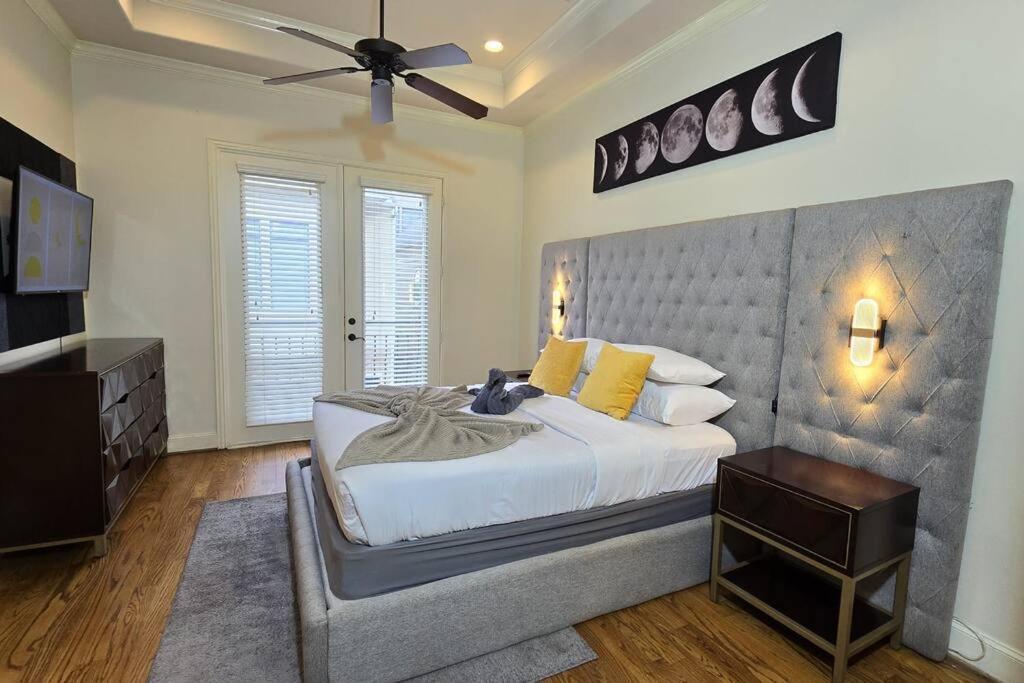 Modern Galleria Gem Private Jacuzzi 3 Br Houston Exteriör bild